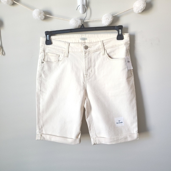 Old Navy Denim Cuffed Bermuda Shorts - Picture 1 of 12